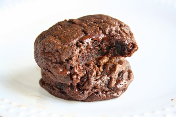 Fudgy Chocolate Brownie Cookies