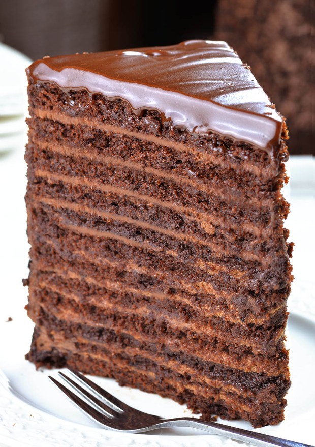 24-Layers-Chocolate-Cake-1a