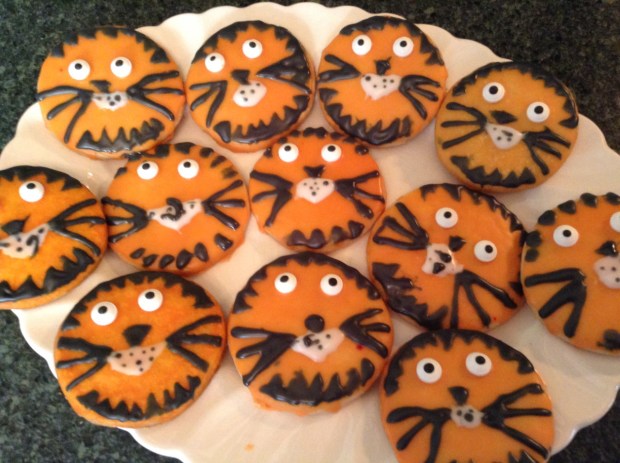 thumbnail_loveiskindcookies